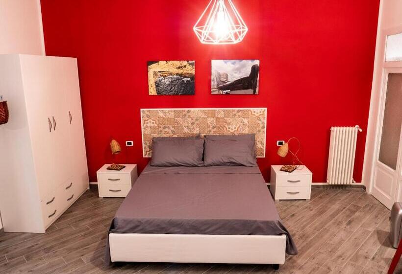 اتاق استاندارد چهار تخته, B&b Cosmoneapolitan