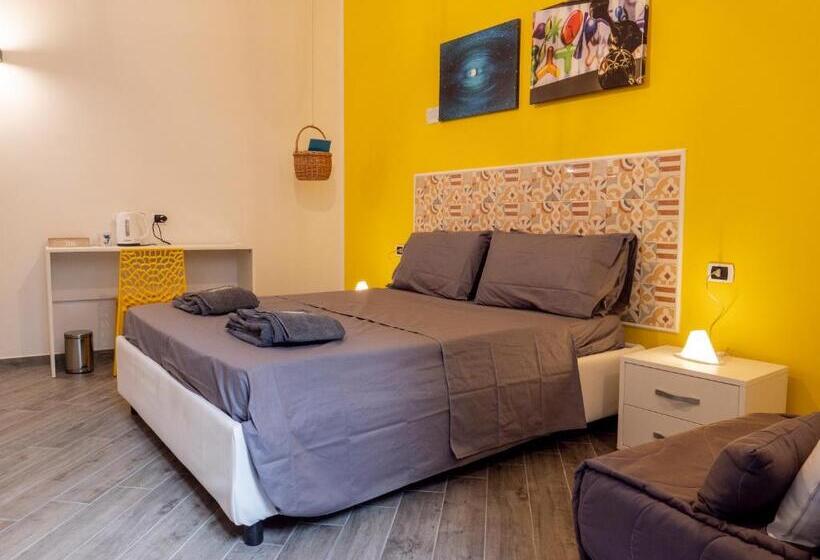 اتاق لوکس, B&b Cosmoneapolitan