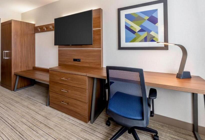 适合残疾人士使用的带超级大床的标准间, Holiday Inn Express Milwaukee West Allis By Ihg