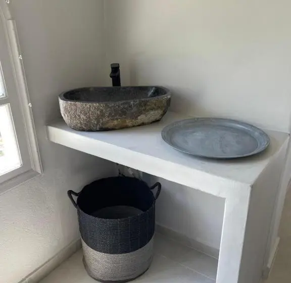 اتاق کلاسیک چهارنفره, Rania Apartments Sea View