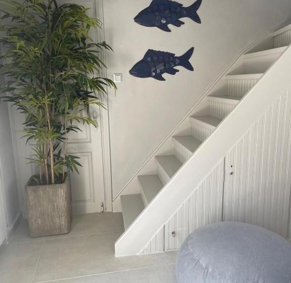 חדר קלאסי לארבעה, Rania Apartments Sea View