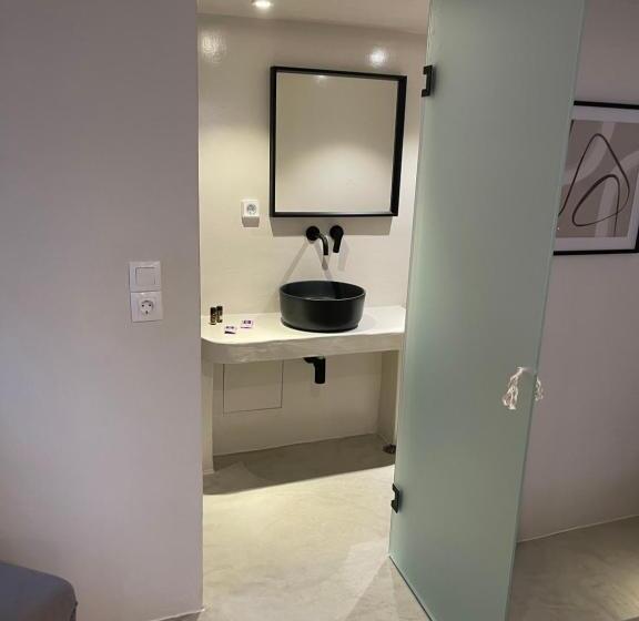 חדר יחיד נוף לגינה, Rania Apartments Sea View