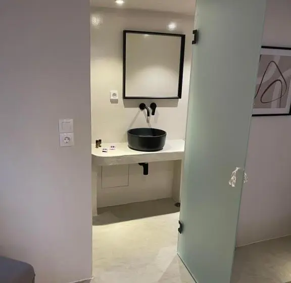 اتاق یک تخته با چشم‌انداز باغ, Rania Apartments Sea View