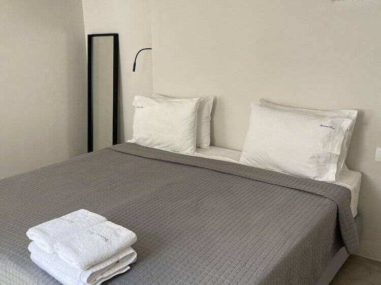 חדר יחיד נוף לגינה, Rania Apartments Sea View