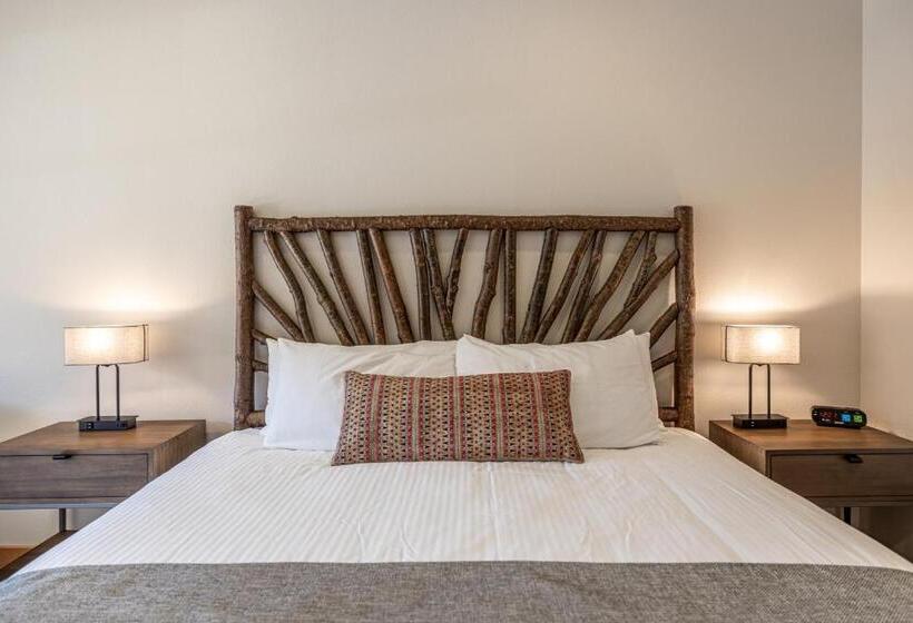 스탠다드 스튜디오, Alpen Dorf Pension