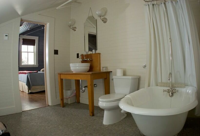 标准间带双人床, Mccloud Mercantile