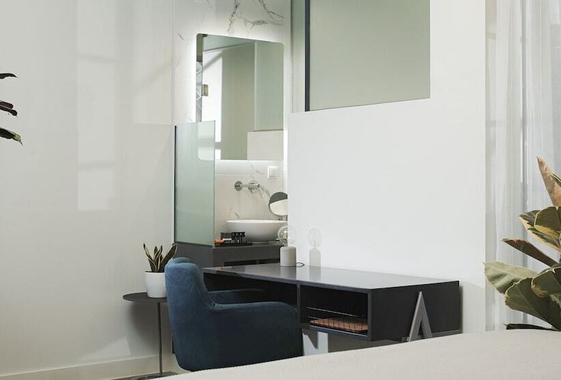 标准间, The Gem Society