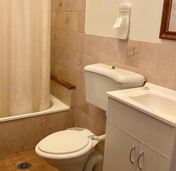 Номер Стандарт, County Lodge Motor Inn