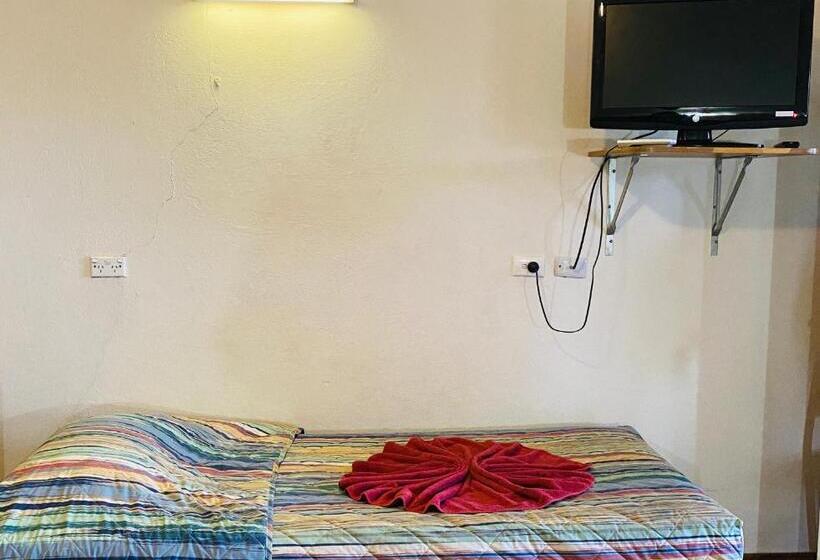 Семейный Номер, County Lodge Motor Inn