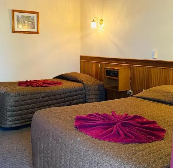 スーペリアファミリールーム, County Lodge Motor Inn