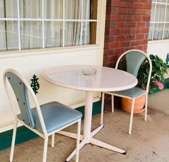 スーペリアファミリールーム, County Lodge Motor Inn