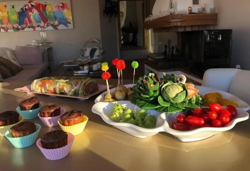 プールビュースタンダードルーム, Les Grimaldines   Maison D Hôtes