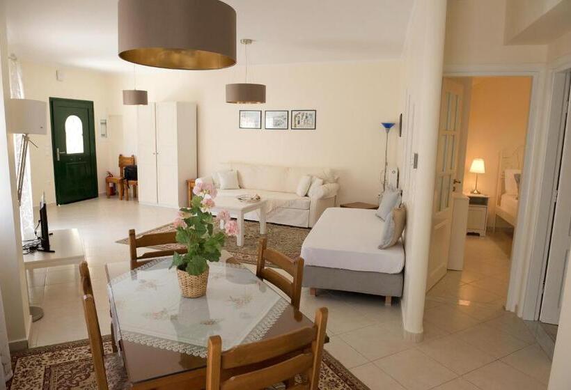 آپارتمان 1 خوابه, Marina's House