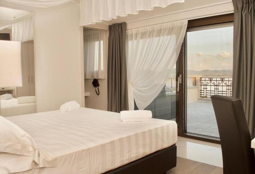 Suite with lake view, Boutique Castiglione Del Lago