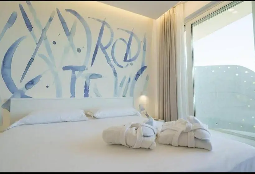 サイドオーシャンビュースタンダードルーム, GH Rodi Resort