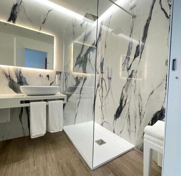 Трехместный Номер Deluxe, Rodi Resort