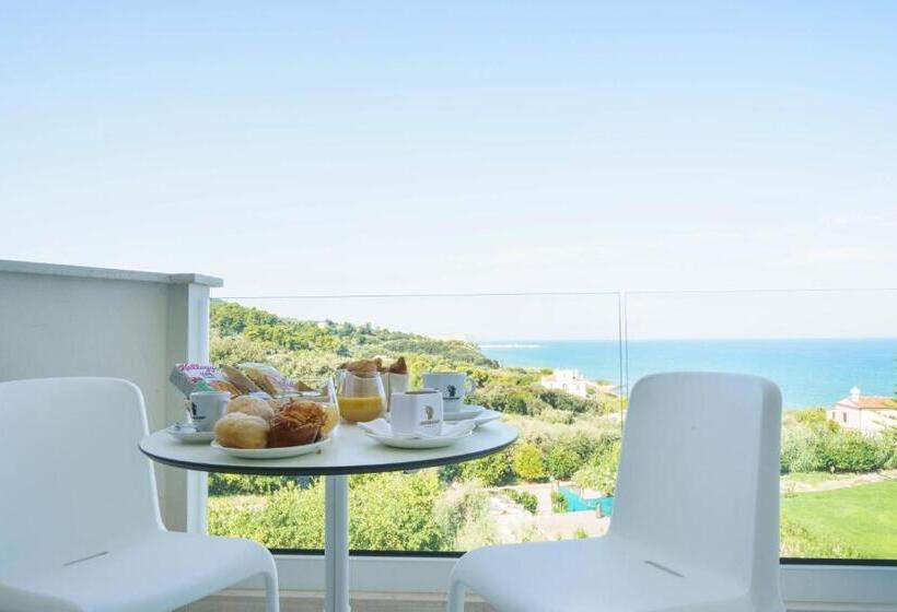 Triple Room Sea View, Rodi Resort