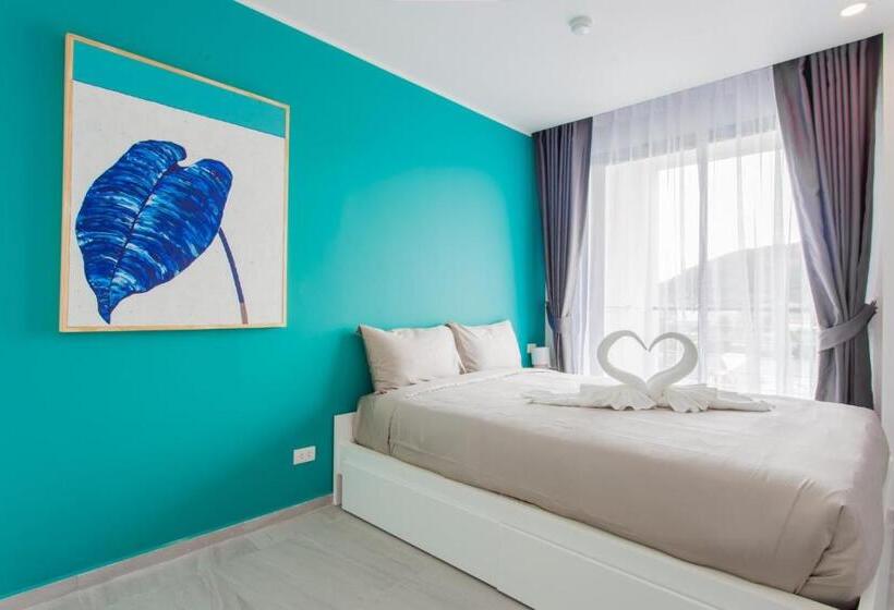 Huoneisto 1 Makuuhuone Allasnäkymä, Noon Village   Tower 2&3