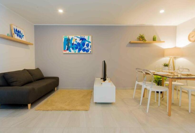 Huoneisto 1 Makuuhuone Terassi, Noon Village   Tower 2&3