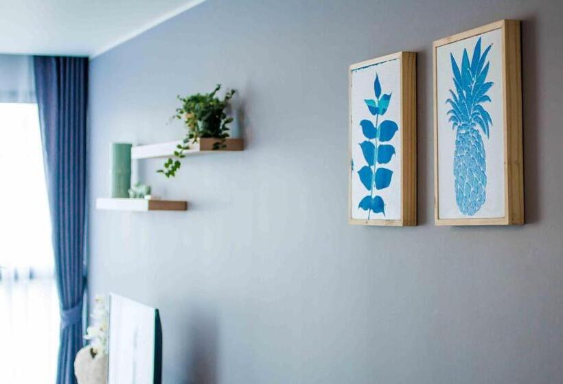 Huoneisto 1 Makuuhuone Allasnäkymä, Noon Village   Tower 2&3