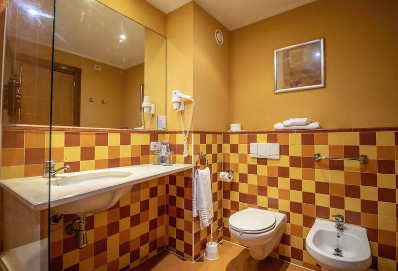 חדר סטנדרט לשלושה, ALEGRIA Fenix Family