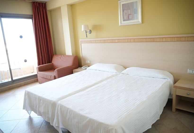 חדר סטנדרט לשלושה, ALEGRIA Fenix Family