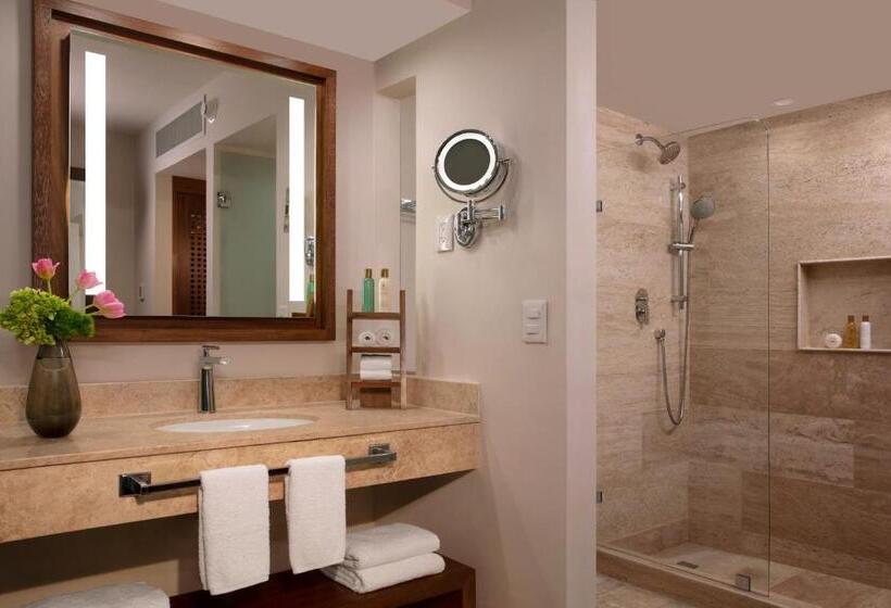 غرفة بريميوم إطلالة جانبية على البحر, Dreams Sands Cancun Resort & Spa