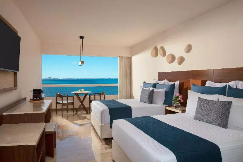 オーシャンビューのプレミアムルーム。, Dreams Sands Cancun Resort & Spa
