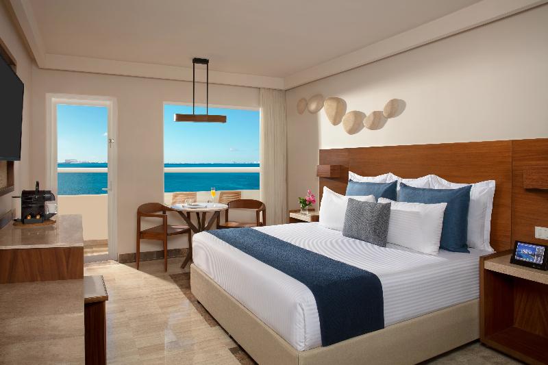 Номер Премиум, Dreams Sands Cancun Resort & Spa