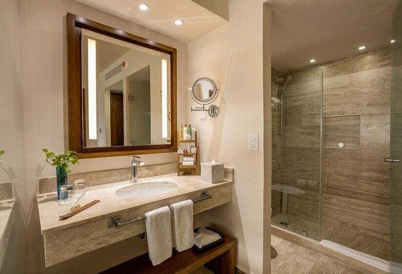 غرفة كلوب مطلة على البحر, Dreams Sands Cancun Resort & Spa