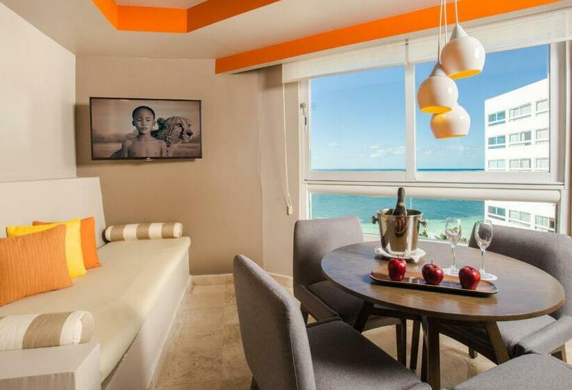 Family Suite, Dreams Sands Cancun Resort & Spa