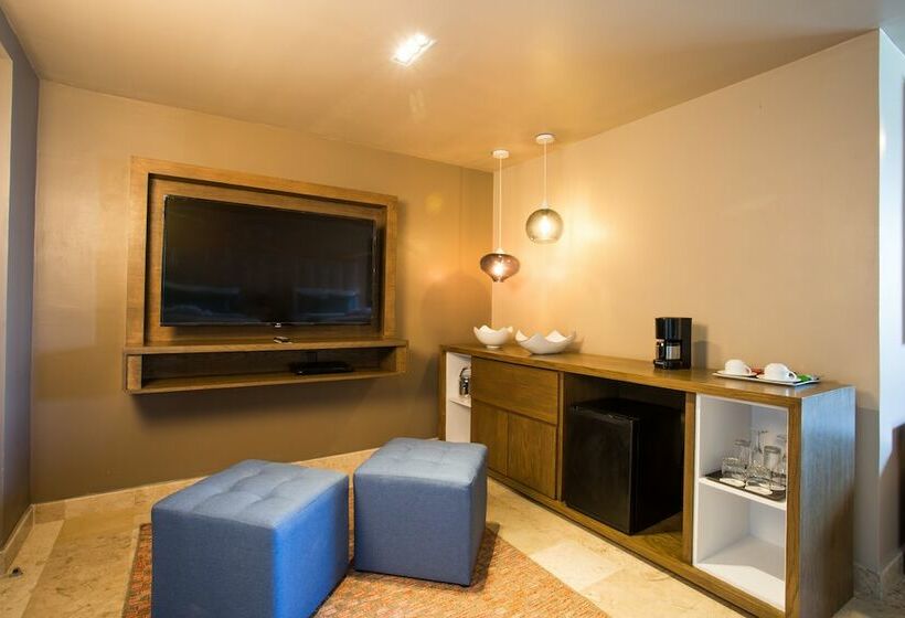 Family Suite, Dreams Sands Cancun Resort & Spa