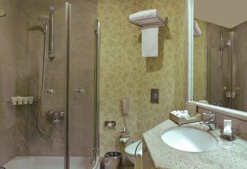 デラックススイート, Gloria Verde Resort