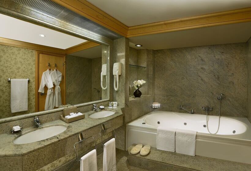 סוויטה דלוקס, Gloria Verde Resort