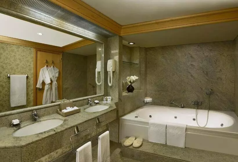 デラックススイート, Gloria Verde Resort