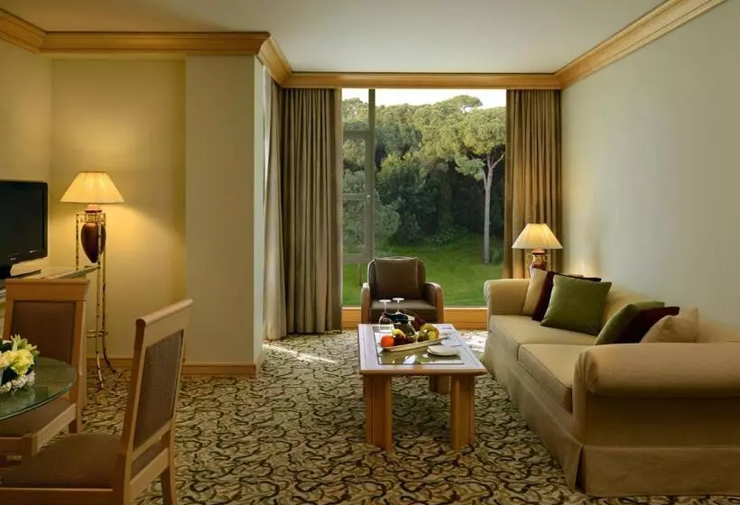 デラックススイート, Gloria Verde Resort