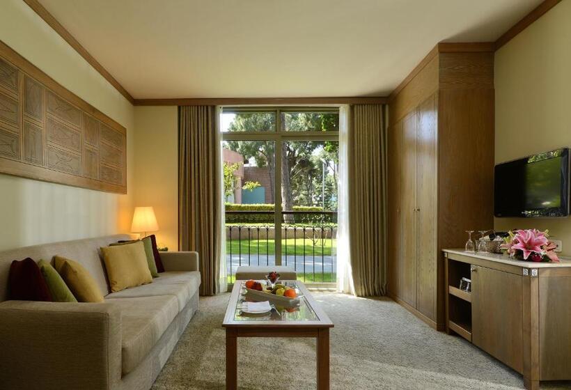 סוויטה, Gloria Verde Resort