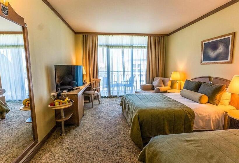 חדר סטנדרט לשלושה, Gloria Verde Resort