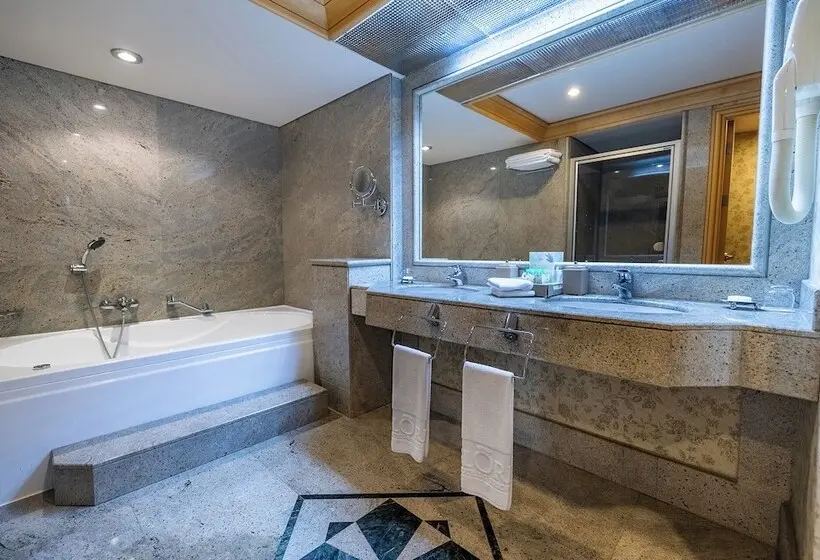 Deluxe Suite, Gloria Verde Resort