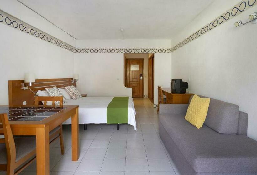 标准工作室, Golden Club Cabanas