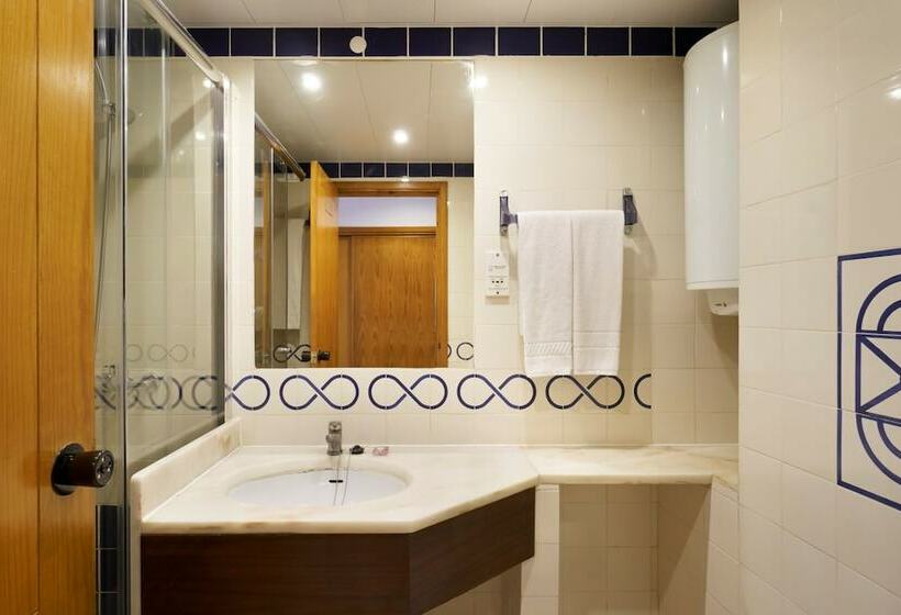 Студия Стандарт, Golden Club Cabanas