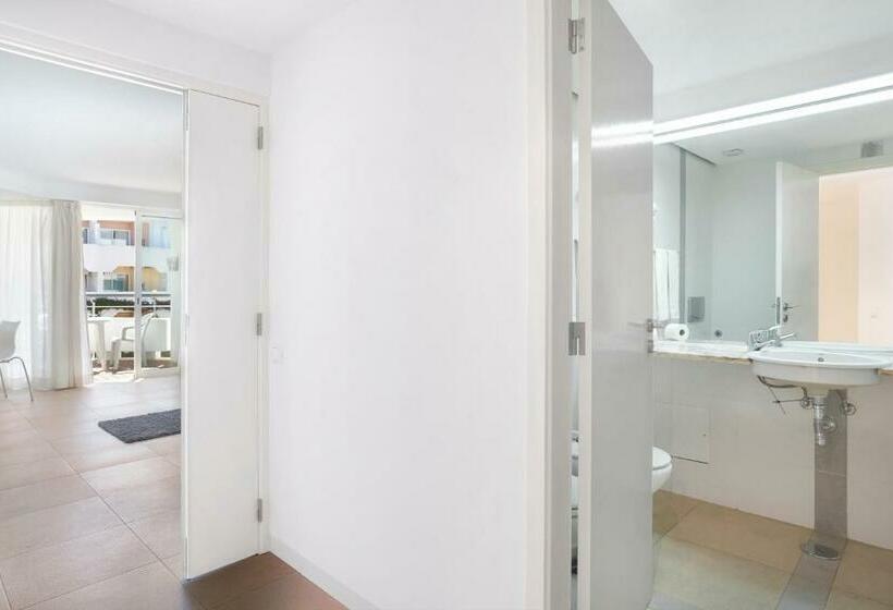 高级工作室, Golden Club Cabanas