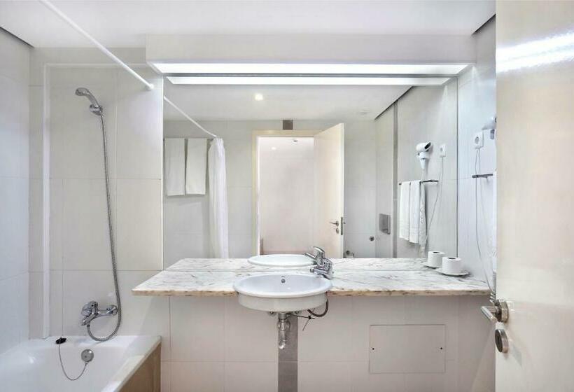 高级工作室, Golden Club Cabanas