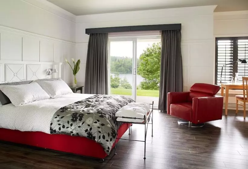 スイート, Auberge Du Lacal Eauclaire