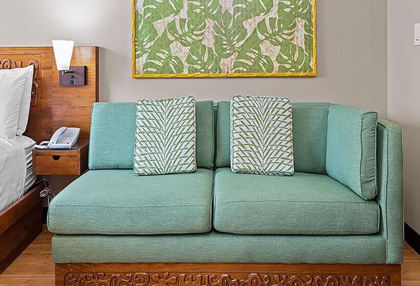 标准工作室, Castle Bamboo Waikīkī