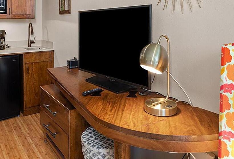 Студия Deluxe, Castle Bamboo Waikīkī