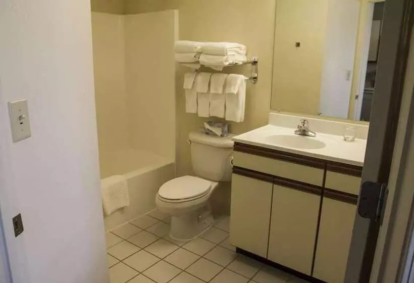 استودیوی استاندارد, Candlewood Suites Syracuse Airport, An Ihg