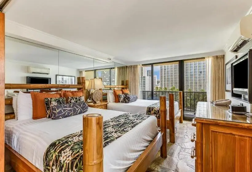 Апартаменты 1 Спальня с Террасой, Castle Bamboo Waikīkī