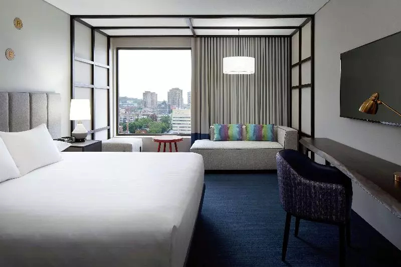 اتاق استاندارد با چشم‌انداز شهر, Doubletree By Hilton Montreal