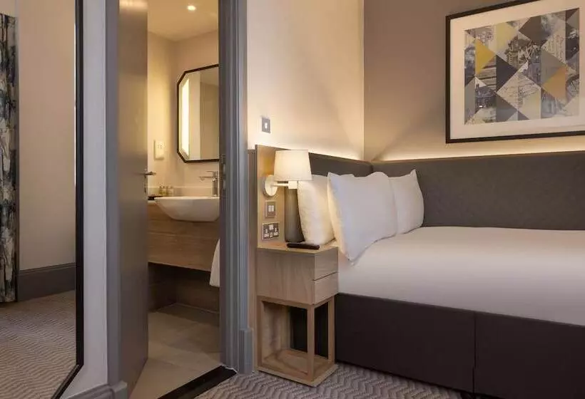 スタンダードルーム, Hilton Nottingham